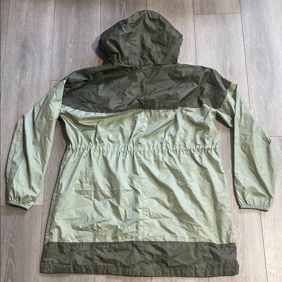 Columbia Women Sz XL Two-Tone Green Hooded Jacket Windbreaker Light Coat Elastic - Picture 5 of 6